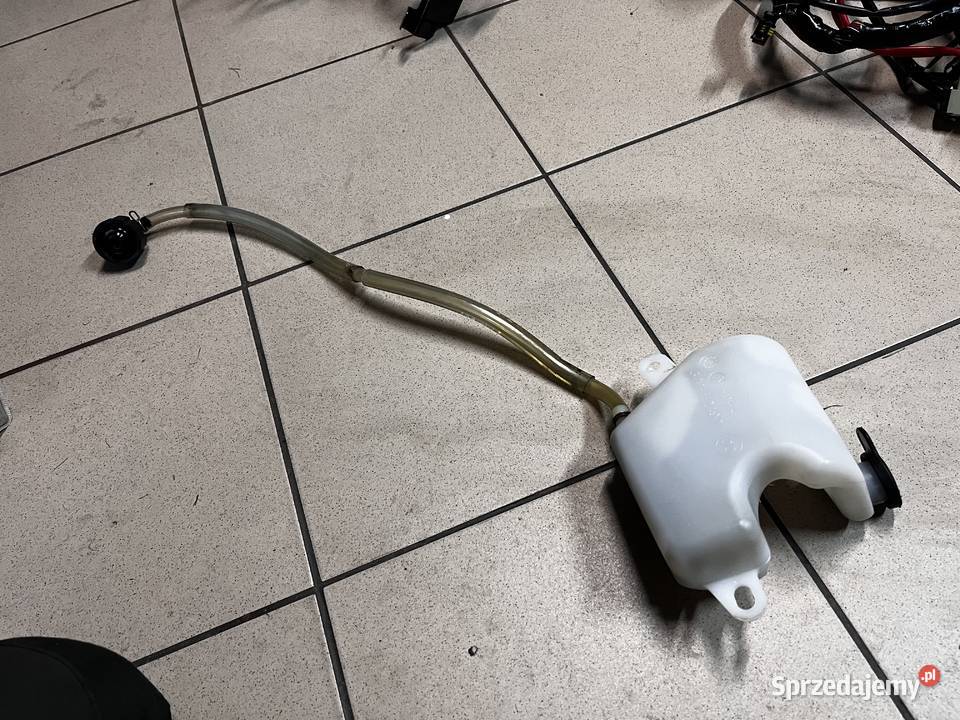 Zbiorniczek wyrównawczy płynu Yamaha X 125 250 Brzeszcze