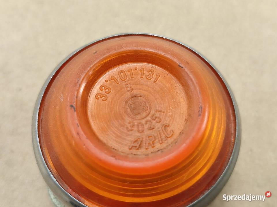 LAMPKA KIERUNKOWSKAZ FIAT 500 ARIC 33101131