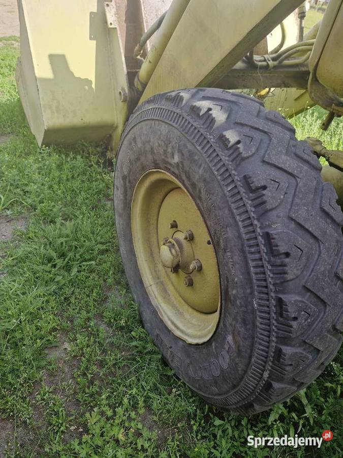 Koparko ładowarka ostrówek k162 Ursus c360 Koparko ładowarki zachodniopomorskie Mostkowo