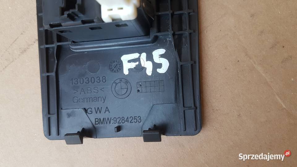 BMW 218d seria 2 F45 Active Tourer panel gniazdo Legnica