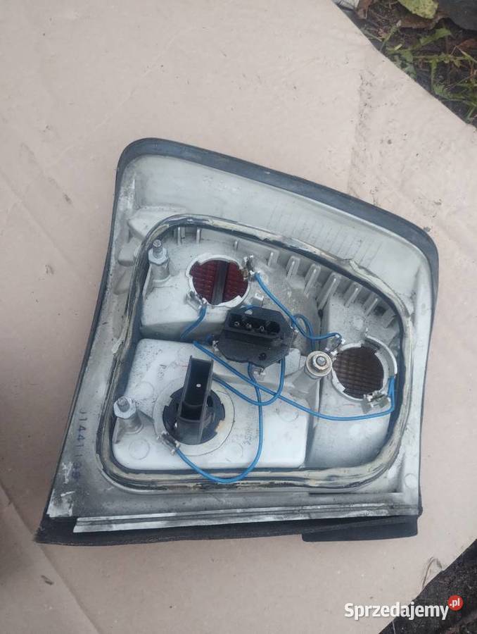 Lampa tył bmw e34 sedan Kielce