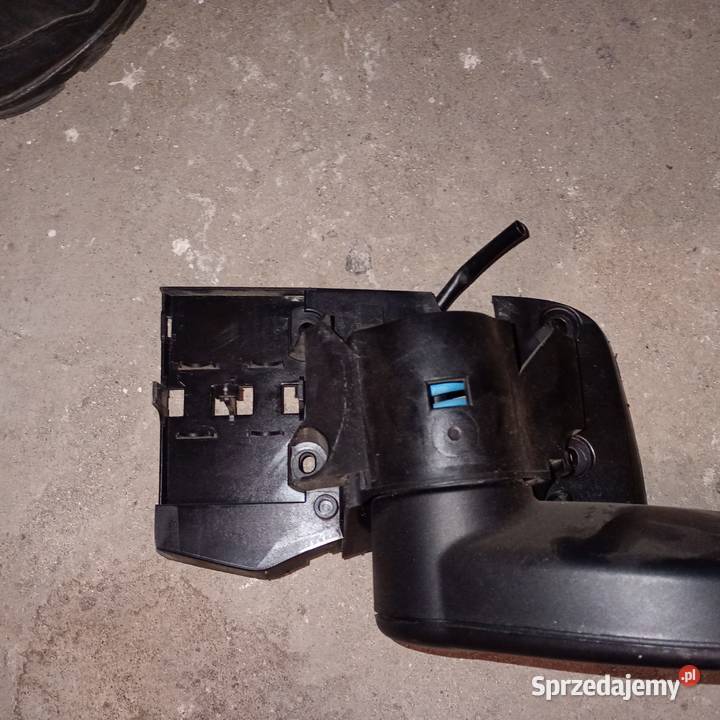 Okazja obudowa nic nie jest popękane lusterko Wrocław sprzedam