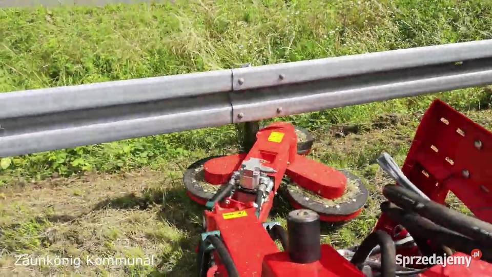 Kosiarka do koszenia wokół barier drogowych prod