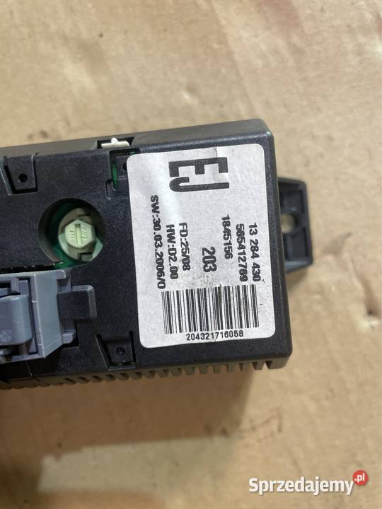 Wyświetlacz zegarek 13284430 opel corsa d osobowe sprzedam