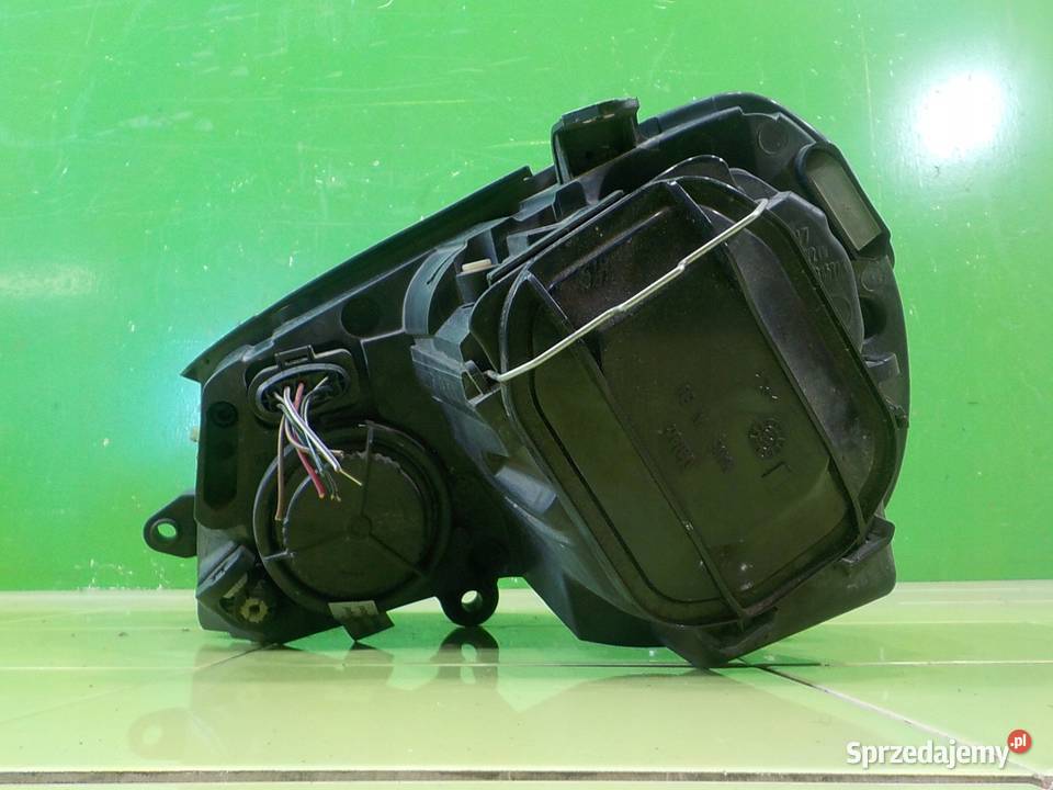 VW EOS 14 TSI 10r 2D lampa prawa przod Lampy przednie
