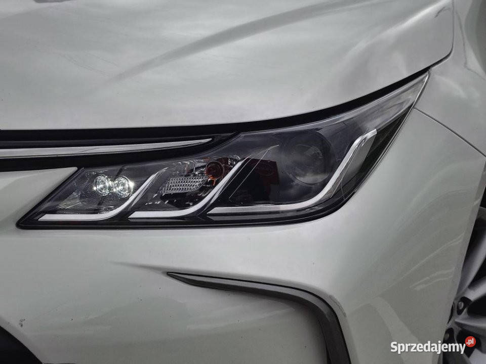 Toyota Corolla 2022r Salon Kamera cofania FV23 1 Rok produkcji 2022 Poznań