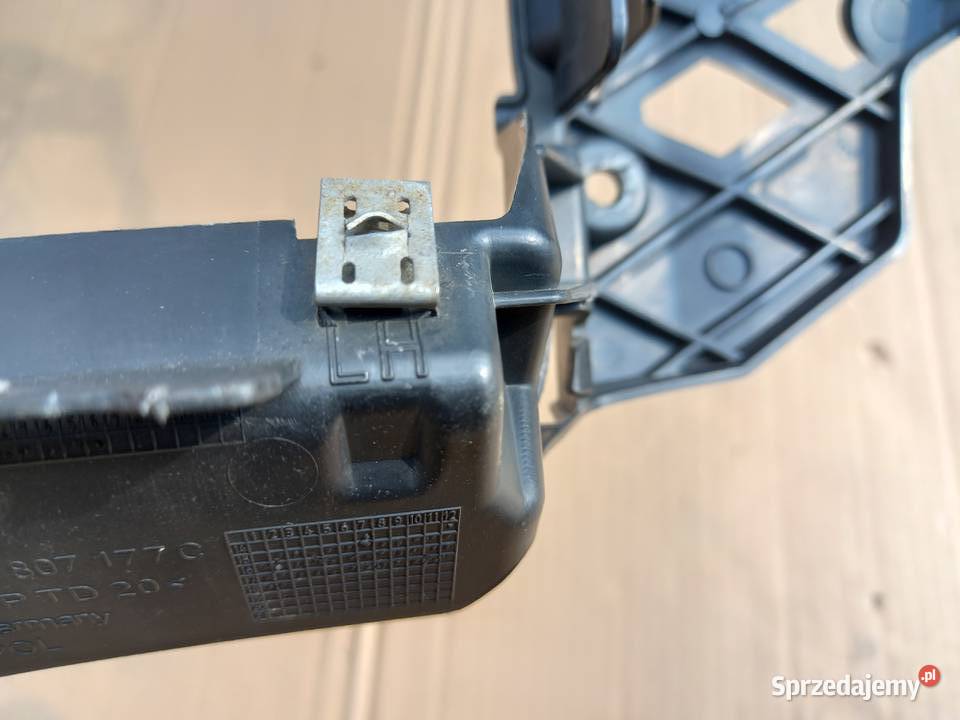 VW Passat B8 wzmocnienie zderzaka L przód