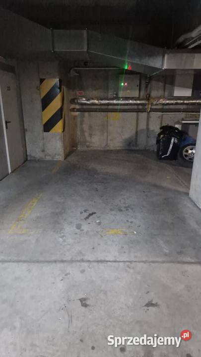 Syndyk sprzeda mieszkanie 11810 m2 z miejscem mazowieckie