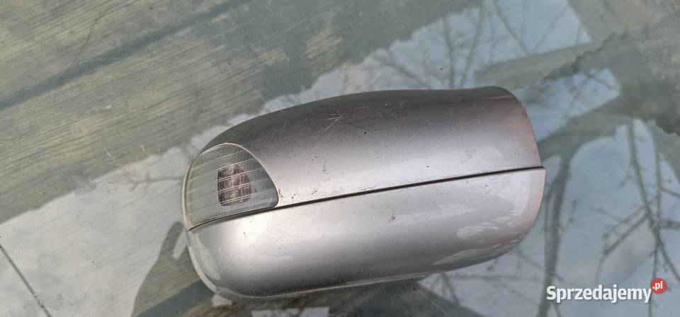 Obudowa lusterka prawego mercedes w210 lift Zbąszyń sprzedam