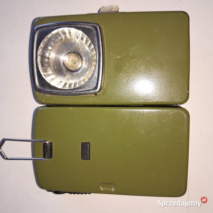 Latarkana baterie relikt PRL u Warszawa