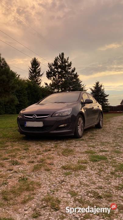 Opel Astra J Sedan 17 CDTI 130 20132014 Opoczno
