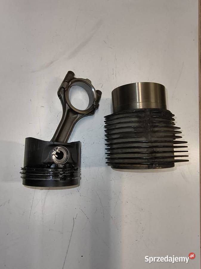 HATZ 1D90W cylinder plus tłok Części maszyn i innych pojazdów