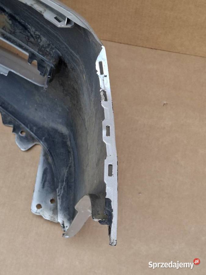 HONDA CIVIC 8 SEDAN ZDERZAK PRZÓD PRZEDNI Bieleń