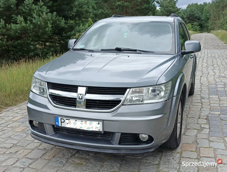 Dodge Journey ładny kupiony w polskim salonie Piła