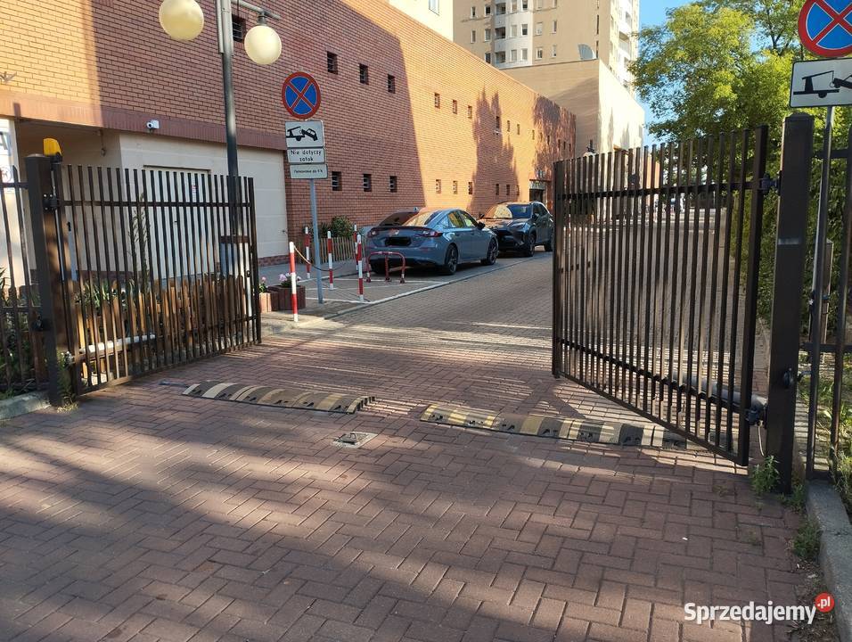 Miejsce w garażu podziemnym Warszawa Praga Płd