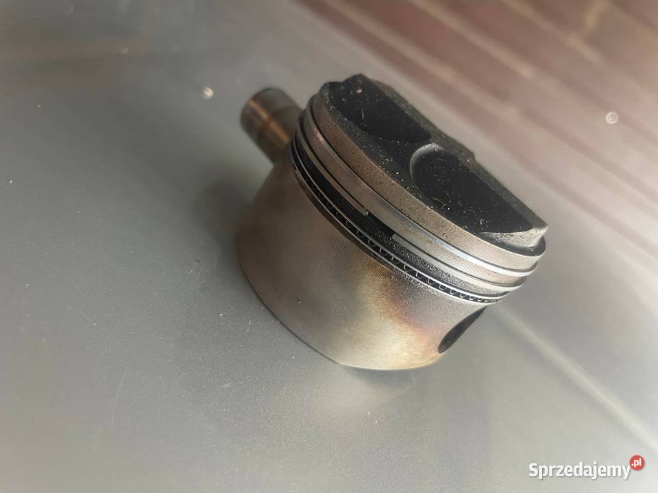 Cylinder z tłokiem Peugeot satelis 125 Rok produkcji 2006 małopolskie Brzezna