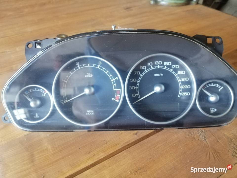 Licznik zegary Jaguar xtype 20tdci 2004r Rok produkcji 2004 mazowieckie
