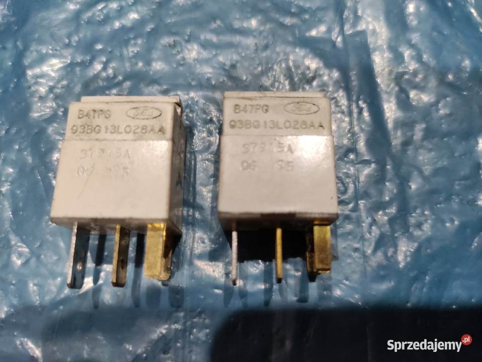 Kostki samochodowe elektryczne i włączniki Przeworno