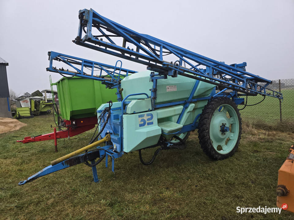 Opryskiwacz ciągany BERTHOUD RACE 32SX24 2500 L warmińsko-mazurskie Włosty sprzedam
