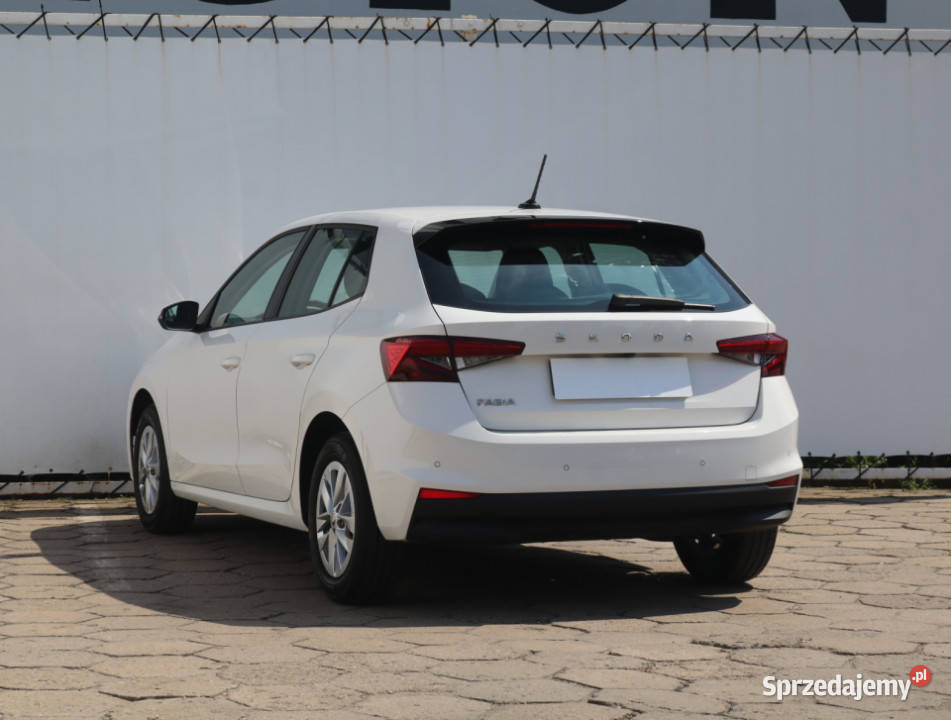 Skoda Fabia 10 TSI manualna