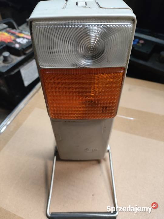 Lampa ostrzegawcza HELLA K13931 osobowe sprzedam