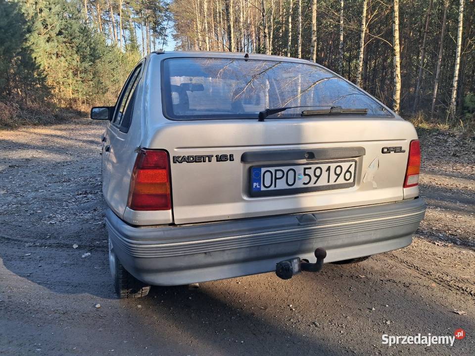 Opel Kadett 16 benzyna Automat łódzkie Wieruszów