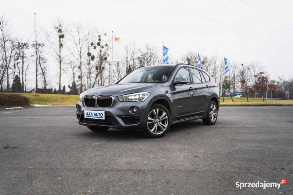 BMW X1 xDrive18d klimatyzacja