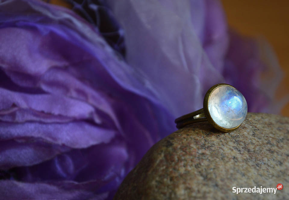 Kamień księżycowy Pierścionek Kolekcja vintage Gdańsk