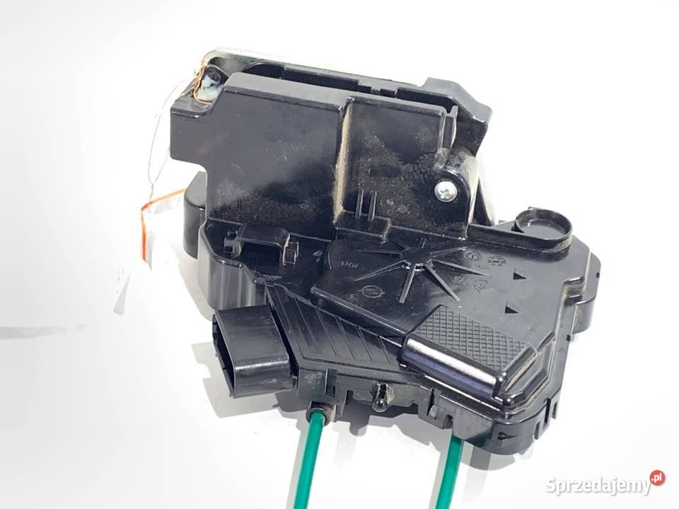 ZAMEK DRZWI PRAWY TYŁ SSANGYONG TIVOLI Crossover osobowe