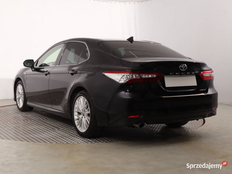Toyota Camry 25 Hybrid Katowice