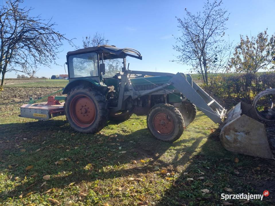 Ciągnik rolniczy Fendt zarejestrowany Napęd 2x4 Włostów