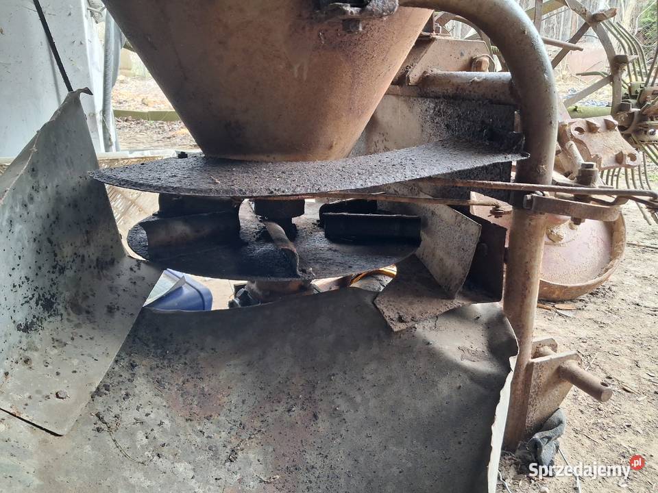 Rozsiewacz nawozów lej Puławy sprzedam