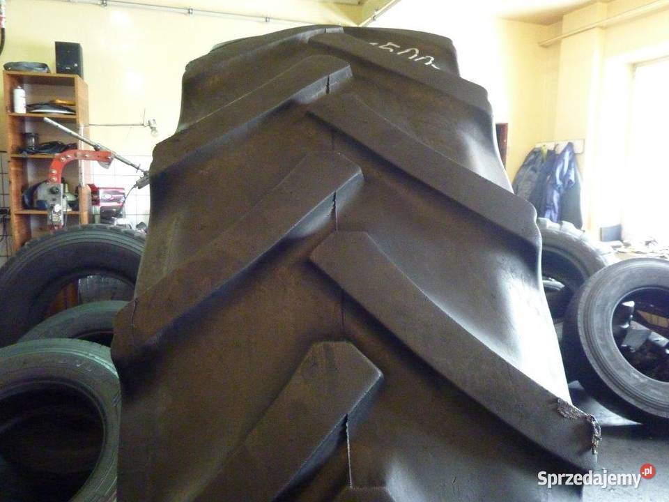 Opona używana rolnicza 46085R42 184R42
