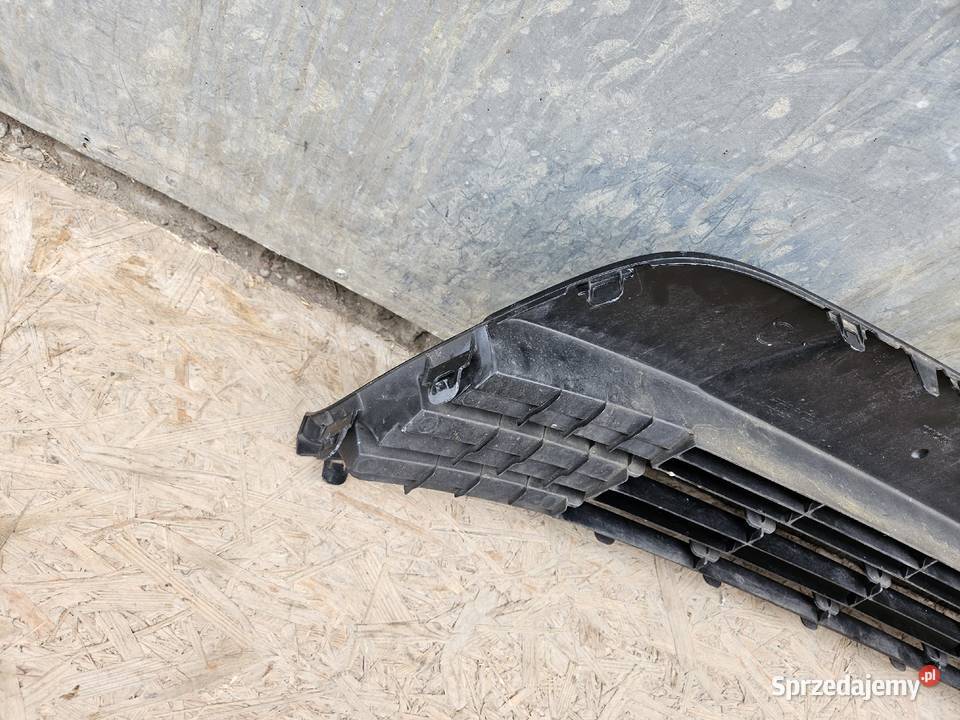 TOYOTA VERSO LIFT 13 KRATKA ZDERZAKA PRZÓD osobowe Międzychód