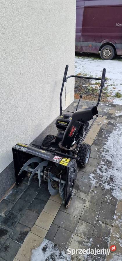 Odśnieżarka spalinowa Leśna