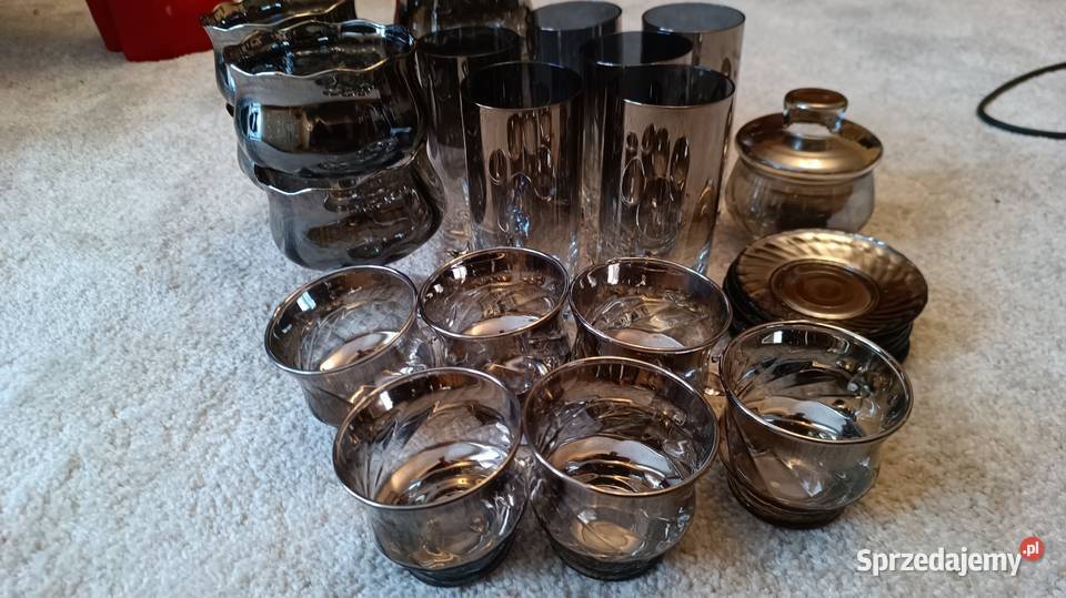 Serwis deserowo kawowy inny kolor Serwisy wielkopolskie Środa Wielkopolska