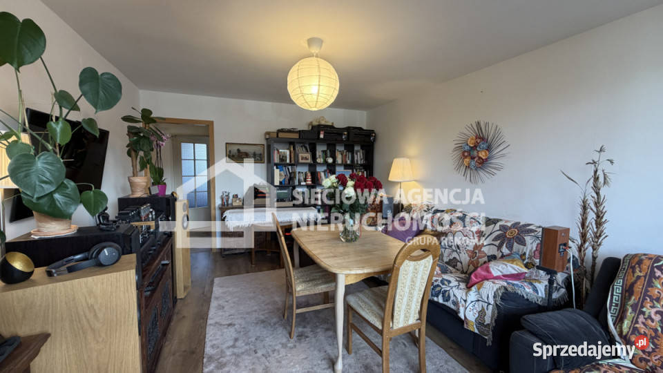 Mieszkanie 716m2 3 pokoje Gdynia Paprykowa