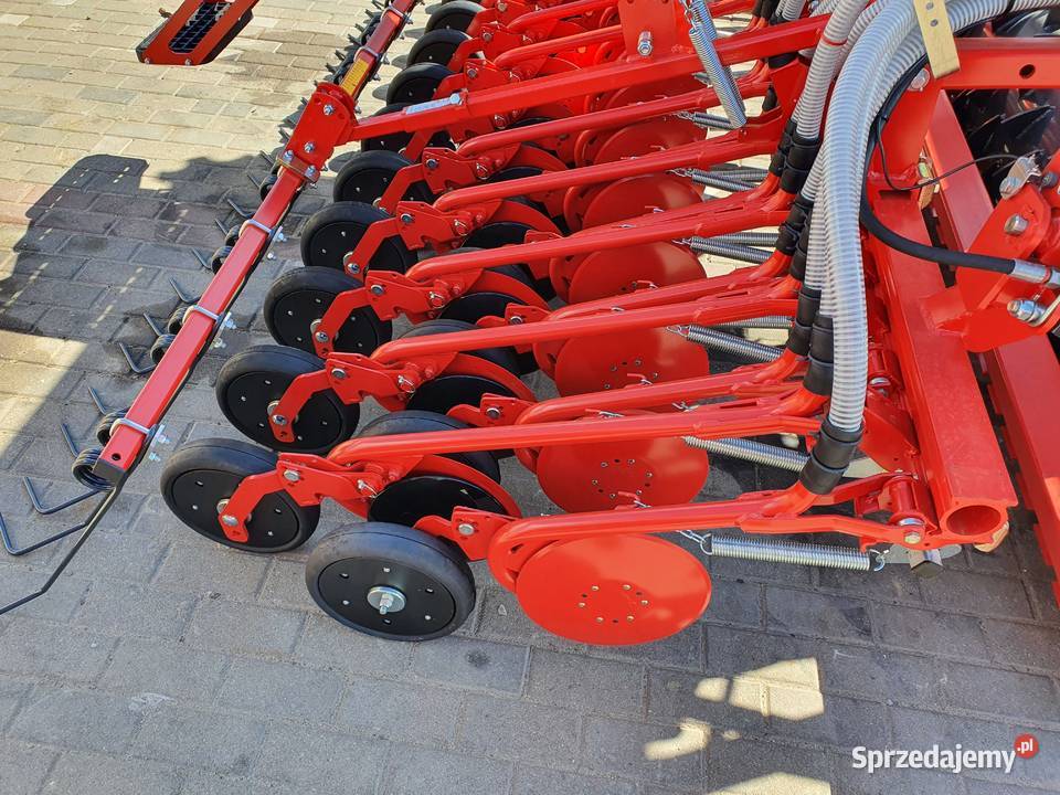 Agregat Kverneland kombinacja uprawowo siewna 30 Siewniki i sadzarki Krasnystaw sprzedam