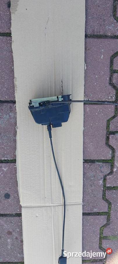 Zamek drzwi prawy tył RENAULT MEGANE II HB 4PIN sprzedam