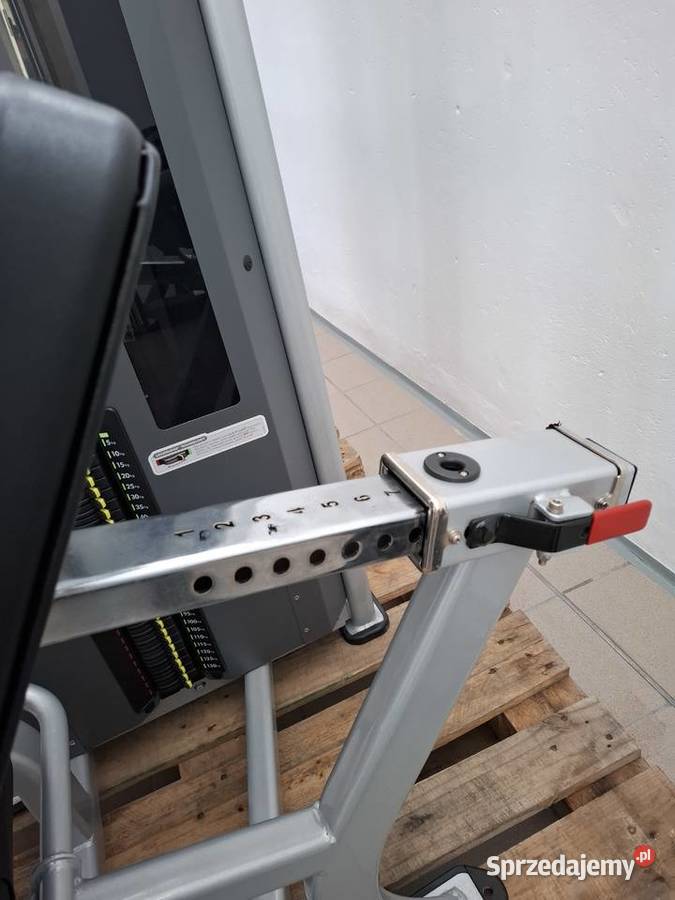 Maszyna na mięśnie czworogłowe uda Nautilus Wałcz