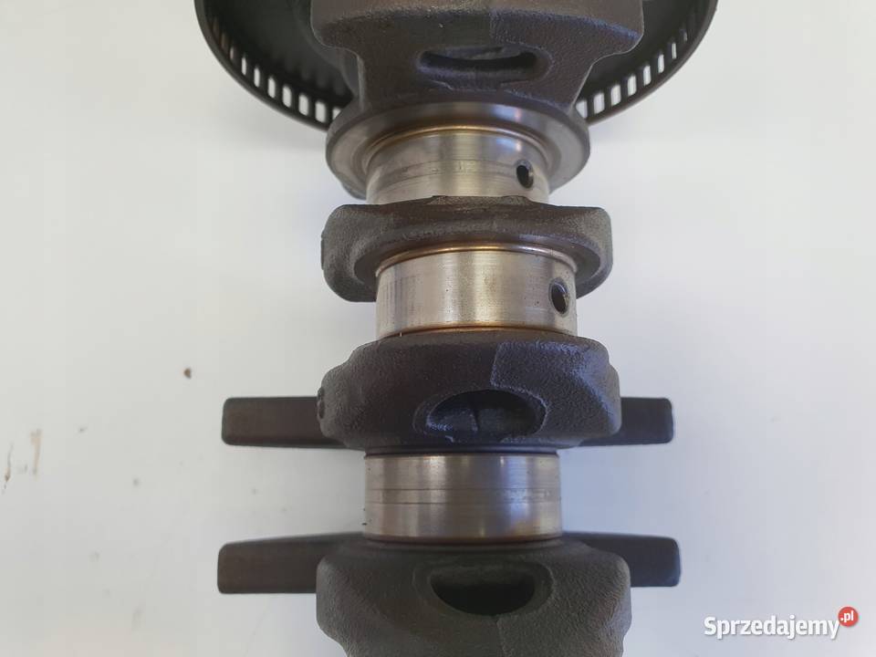 Opel Corsa D 12 16V WAŁ KORBOWY 55561959 A12XER Blok silnika Rudka