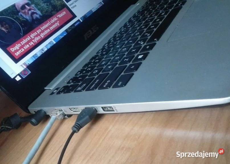 Laptop Asus 128GB SSD Core i3 LCD 14 Win81 17 Łask