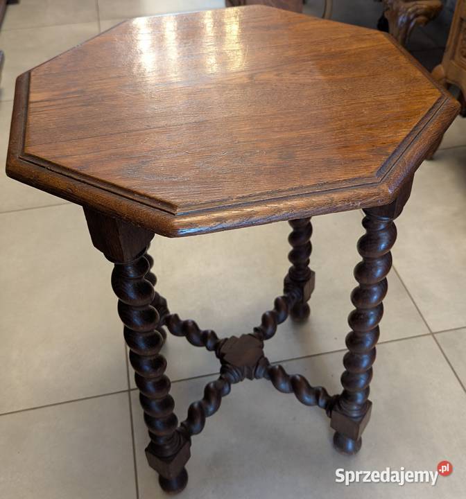 ładny dębowy stoliksklep Dąbrowa Górnicza śląskie sprzedam