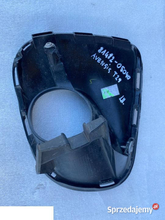 AVENSIS T27 T29 KRATKA ZDERZAKA LEWA 8148205040