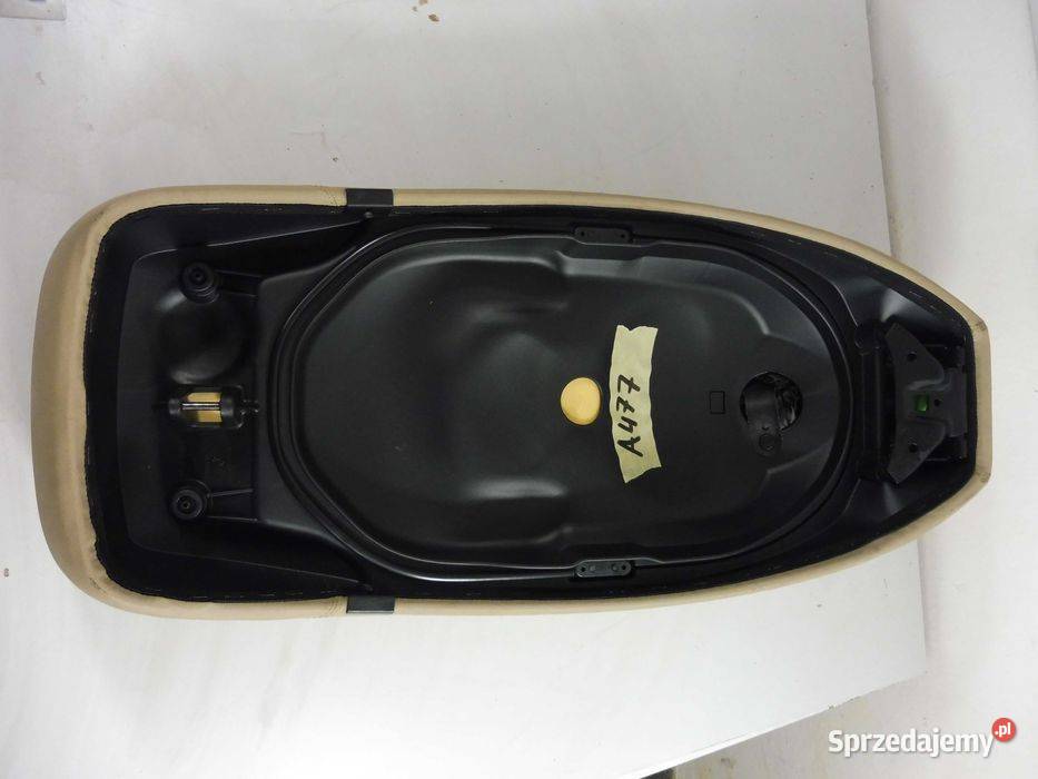 Piaggio Vespa GTS 125 300 nowy fotel siedzenie wielkopolskie Poznań sprzedam