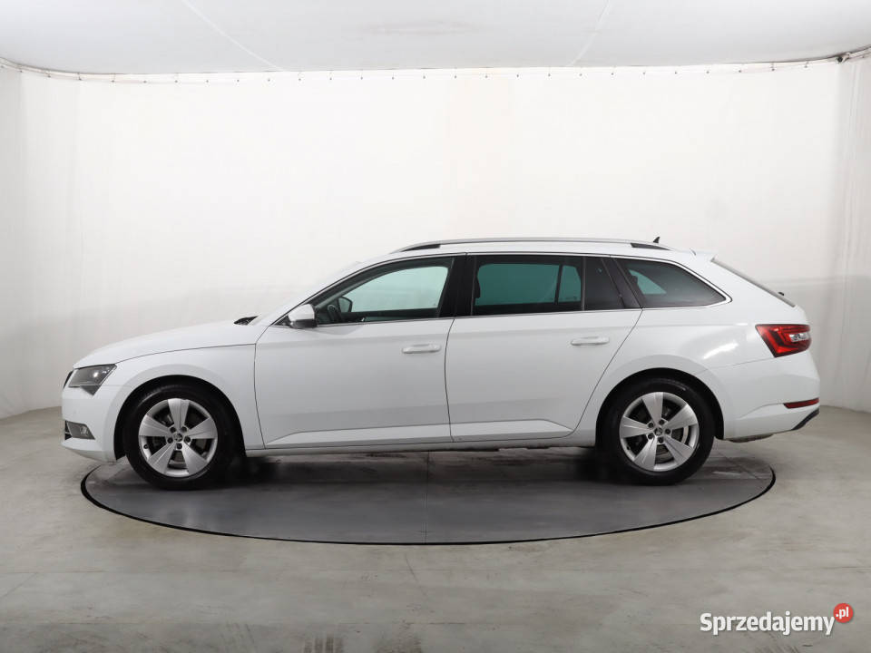 Skoda Superb 14 TSI
