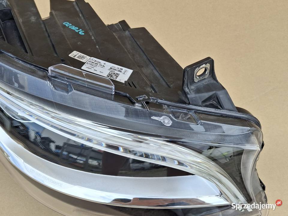 MERCEDES SPRINTER W907 W910 REFLEKTOR FULL LED Bieleń sprzedam