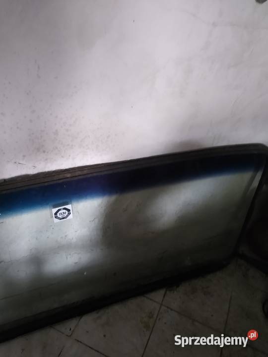 Szyba przednia Mercedes 2232 Stargard