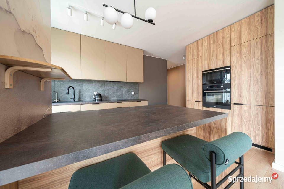 Na sprzedaż 4 pokojowy apartament Wieża Jeżyce Poznań sprzedam