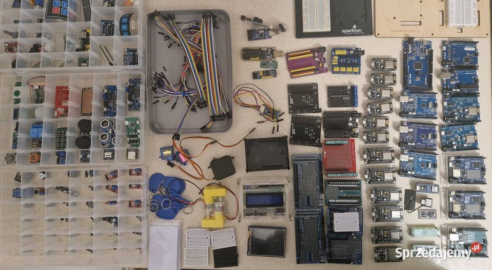Kolekcja mikrokontrolerów i modułów Arduino Części i akcesoria Opole